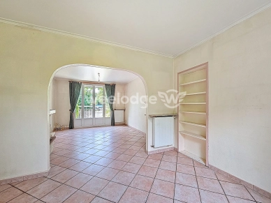 Maison à vendre 6 pièces de 81,18 m² à Éragny