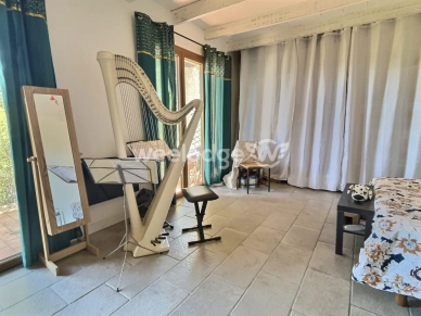 Maison à vendre 4 pièces de 160 m² à Jouques