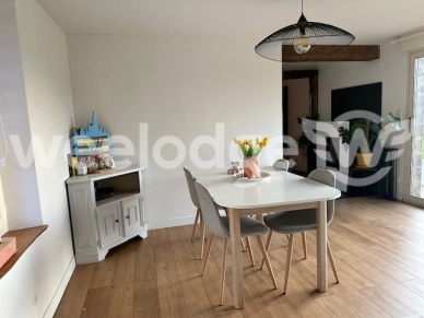 Maison à vendre 5 pièces de 90,4 m² à Forges-les-Eaux