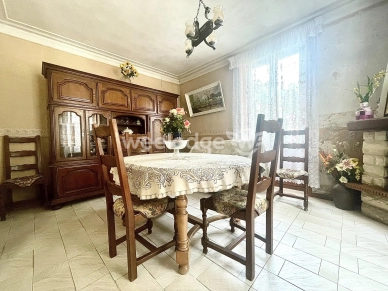 Maison à vendre 5 pièces de 300 m² à Jouy-le-Moutier