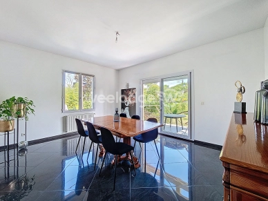 Maison à vendre 7 pièces de 165 m² à Conflans-Sainte-Honorine