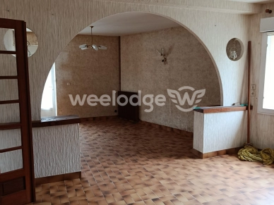 Maison à vendre 6 pièces de 257,6 m² à La Pérouille