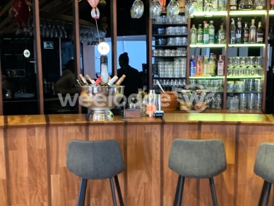 Local commercial à vendre de 160 m² à Saint-Sébastien-sur-Loire