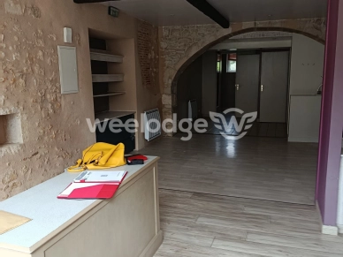 Maison à vendre 2 pièces de 90 m² à Saint-Gaultier