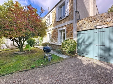 Maison à vendre 5 pièces de 111 m² à Triel-sur-Seine