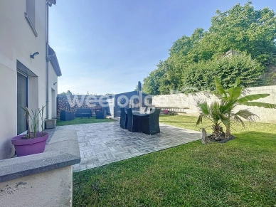 Maison à vendre 6 pièces de 128 m² à Jouy-le-Moutier