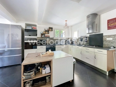 Maison à vendre 6 pièces de 128 m² à Jouy-le-Moutier