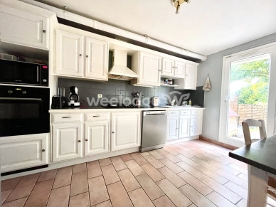 Maison à vendre 6 pièces de 115,05 m² à Jouy-le-Moutier