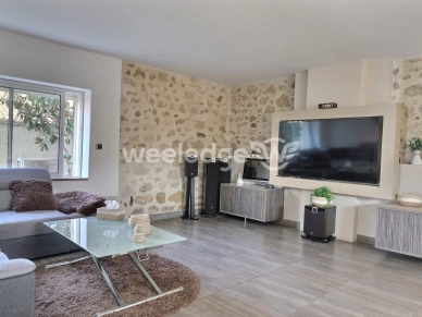 Maison à vendre 5 pièces de 200 m² à Istres