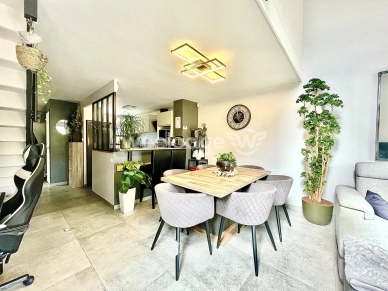 Maison à vendre 5 pièces de 82 m² à Jouy-le-Moutier