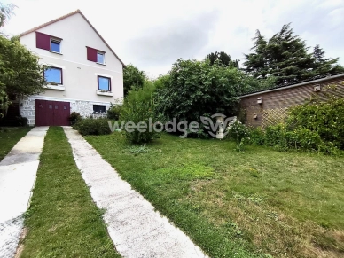 Maison à vendre 4 pièces de 97 m² à Mousseaux-sur-Seine