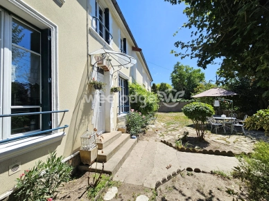 Maison à vendre 6 pièces de 133 m² à Conflans-Sainte-Honorine
