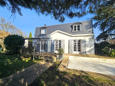 Maison à vendre 6 pièces de 164 m² à Conflans-Sainte-Honorine