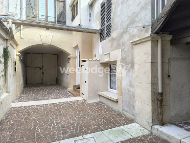 Maison à vendre 10 pièces de 181 m²