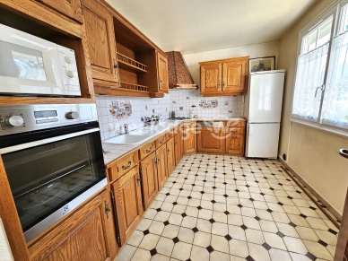 Maison à vendre 5 pièces de 161 m² à Conflans-Sainte-Honorine