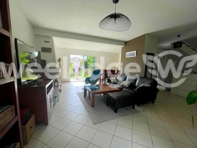 Maison à vendre 6 pièces de 140,49 m² à Conflans-Sainte-Honorine