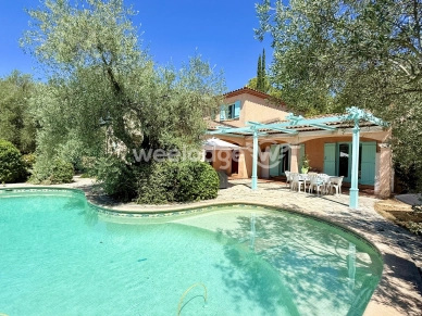 Maison à vendre 6 pièces de 187 m² à Fayence