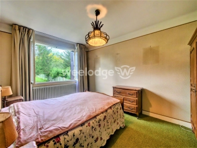 Maison à vendre 6 pièces de 132 m² à Saint-Thibault-des-Vignes