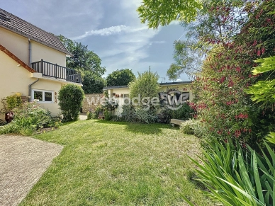 Maison à vendre 8 pièces de 143 m² à Maurecourt