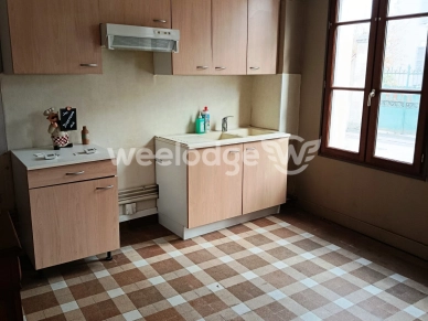 Maison à vendre 3 pièces de 100 m² à Saint-Gaultier