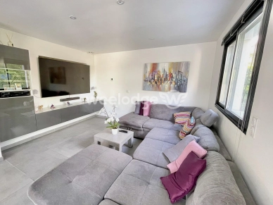 Maison à vendre 6 pièces de 150 m² à Conflans-Sainte-Honorine