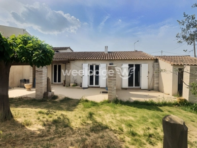 Maison à vendre 4 pièces de 89,4 m² à Saint-Martin-de-Crau