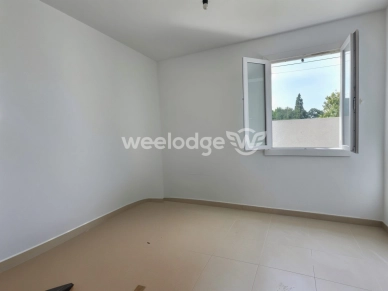 Maison à vendre 4 pièces de 89,4 m² à Saint-Martin-de-Crau