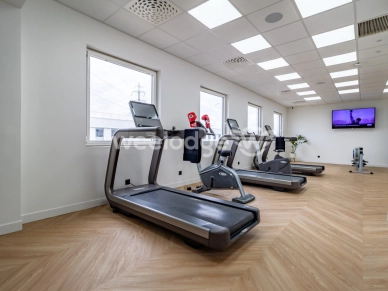 Local commercial à vendre de 67 m² à Osny