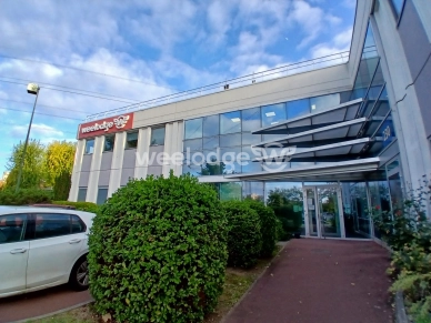 Local commercial à vendre de 57 m² à Osny