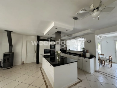 Maison à vendre 7 pièces de 184,22 m² à Colomiers