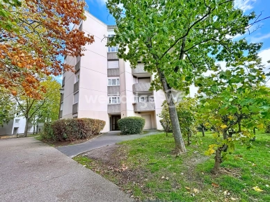 Appartement à vendre 2 pièces de 55 m² à Éragny