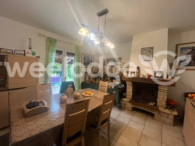 Maison à vendre 6 pièces de 95 m² à Saint-Clair-sur-Epte