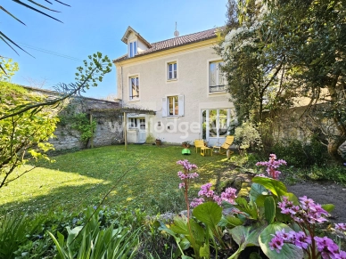 Maison à vendre 7 pièces de 154 m² à Conflans-Sainte-Honorine