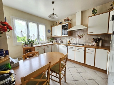 Maison à vendre 5 pièces de 80 m² à Conflans-Sainte-Honorine