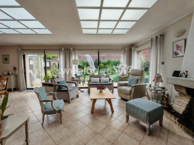 Maison à vendre 10 pièces de 208 m² à Marles-les-Mines