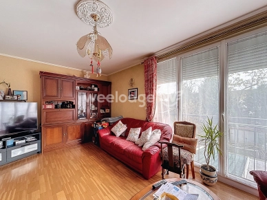 Maison à vendre 7 pièces de 107 m² à Pontault-Combault