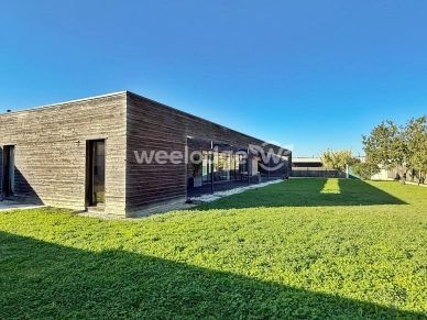 Maison à vendre 4 pièces de 101 m² à Angoulême