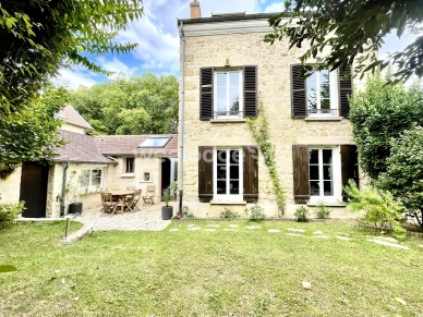 Maison à vendre 7 pièces de 150 m² à Vauréal