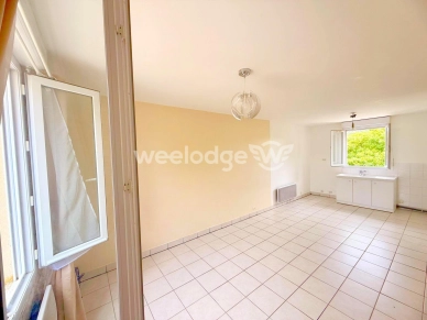 Immeuble à vendre à Condécourt