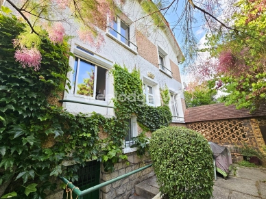 Maison à vendre 8 pièces de 139 m² à Conflans-Sainte-Honorine