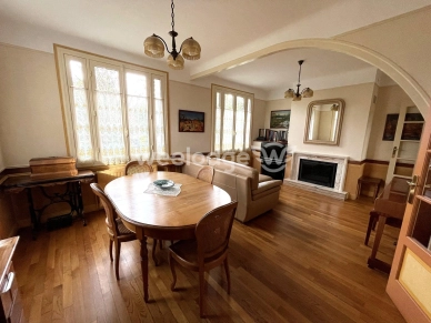 Maison à vendre 8 pièces de 139 m² à Conflans-Sainte-Honorine