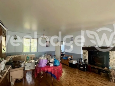 Maison à vendre 6 pièces de 110 m² à Saint-Germer-de-Fly