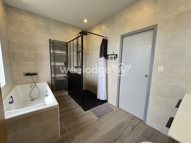 Maison à vendre 13 pièces de 281,5 m² à Chartres