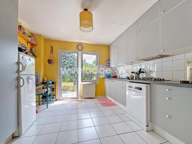 Maison à vendre 6 pièces de 119,25 m² à Éragny