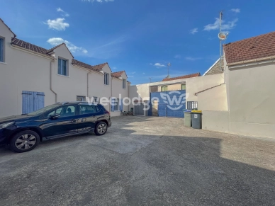 Immeuble à vendre à Mantes-la-Jolie