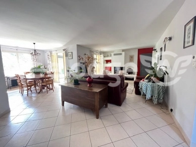 Maison à vendre 7 pièces de 132 m² à Gisors