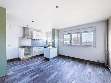 Appartement à vendre 2 pièces de 42 m² à Alfortville