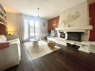 Maison à vendre 5 pièces de 96 m² à Jouy-le-Moutier