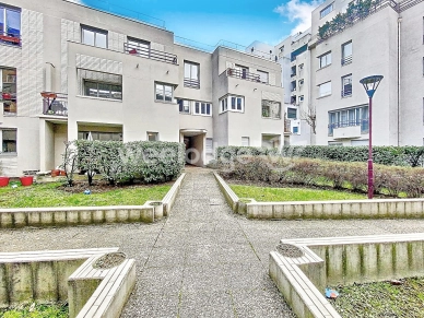 Appartement à vendre 5 pièces de 93 m² à Paris