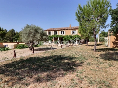 Maison à vendre 4 pièces de 143 m² à Auriol